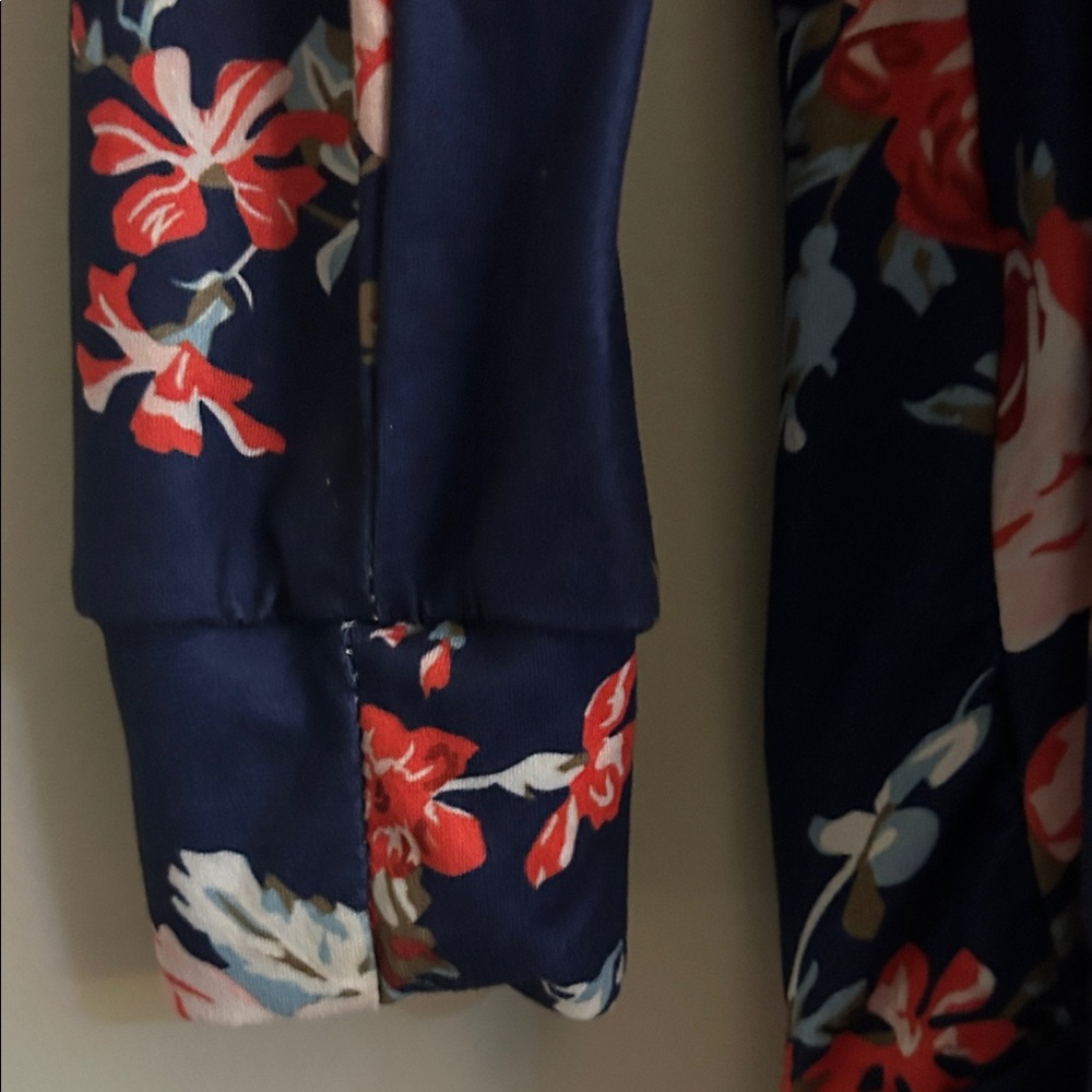Women’s Floral Open-Front Cardigan - Picture 4 of 5